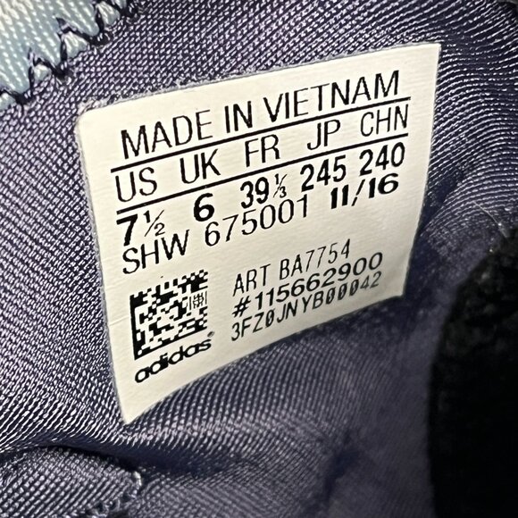 Adidas NMD XR1 Women's Blue Duck Camo Athletic Shoes - Picture 8 of 8